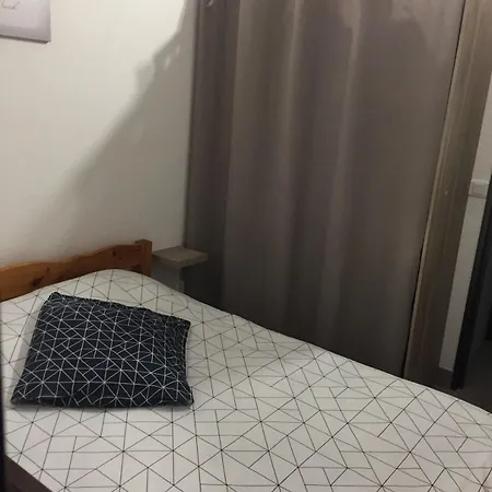 La Michaelenanne Nyaraló *